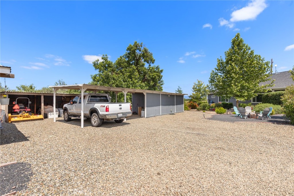 main property photo 29