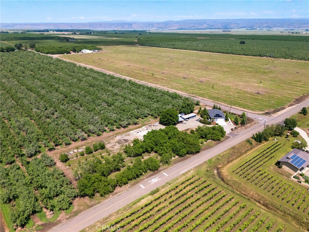 main property photo 36