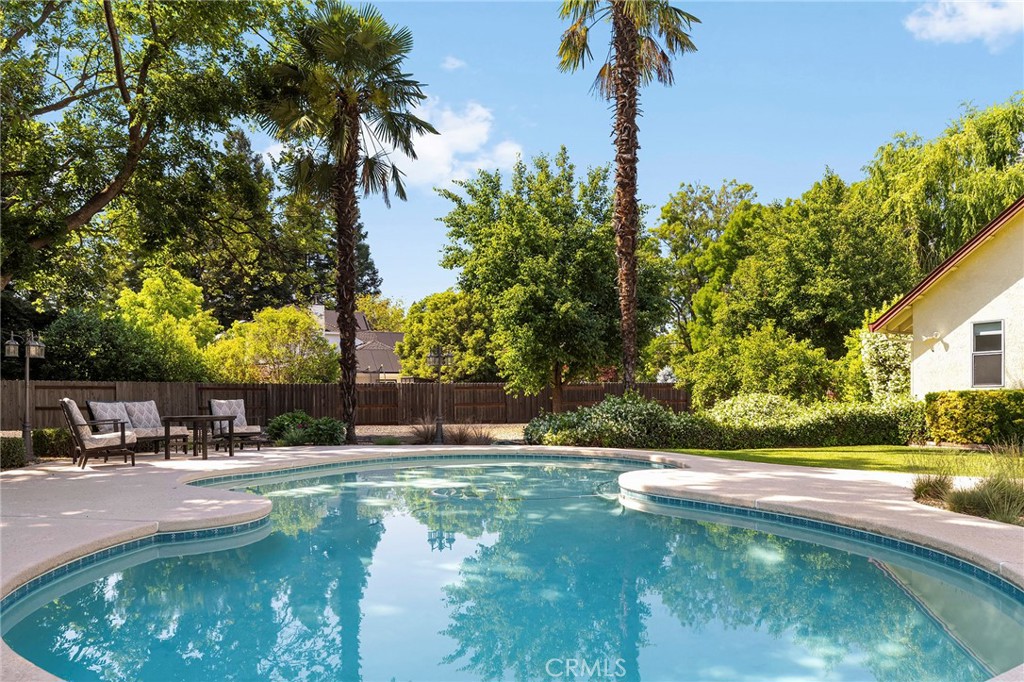 main property photo 64