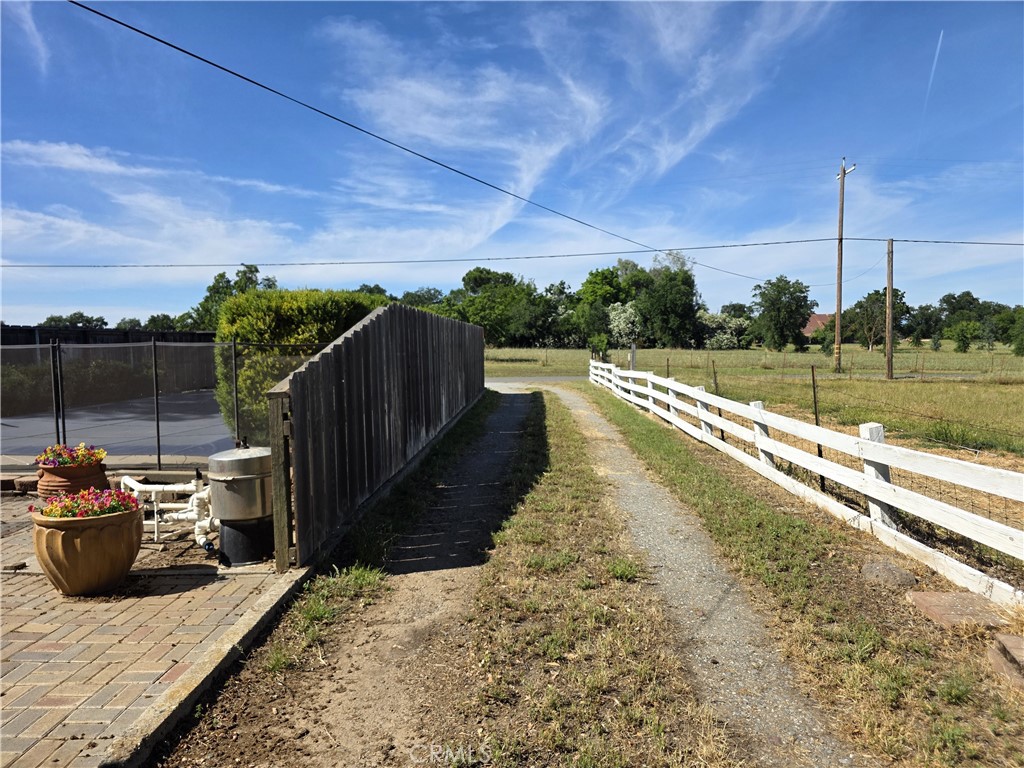main property photo 37