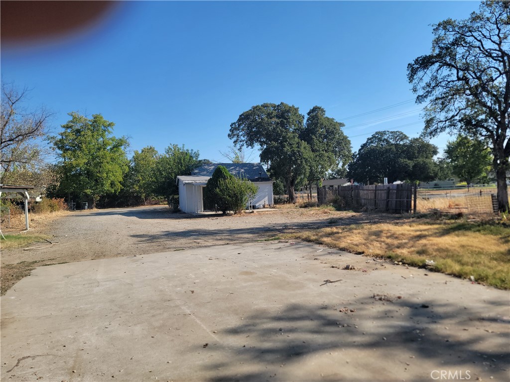 main property photo 12