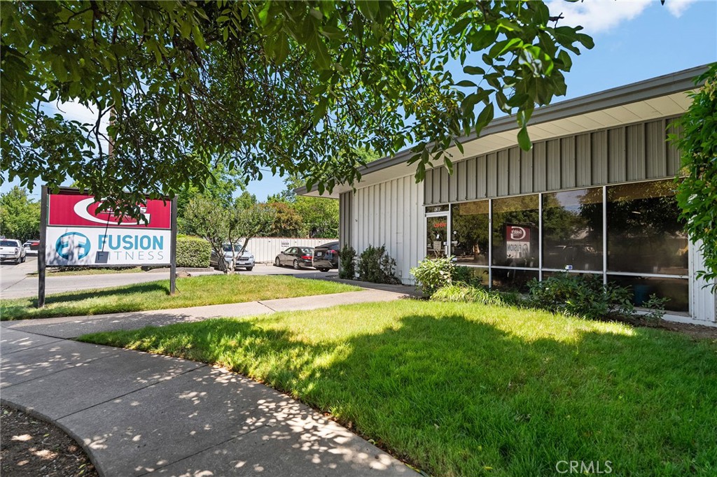 main property photo 3