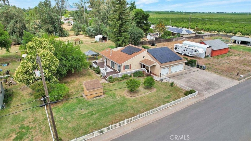 main property photo 33