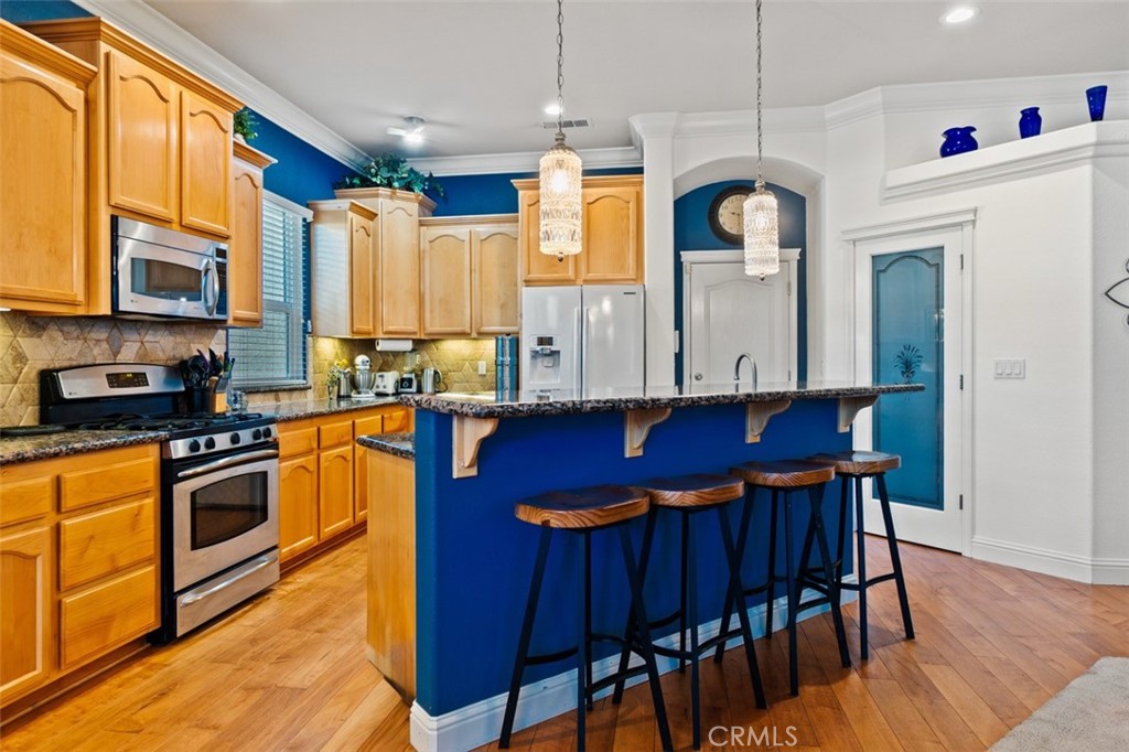 main property photo 16