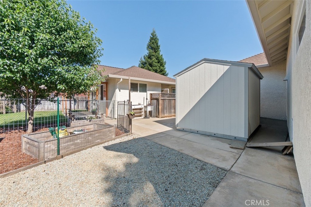 main property photo 45