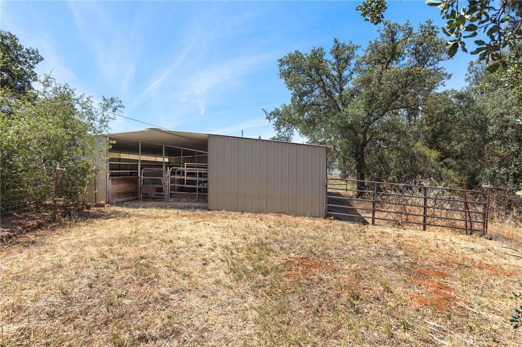 main property photo 35