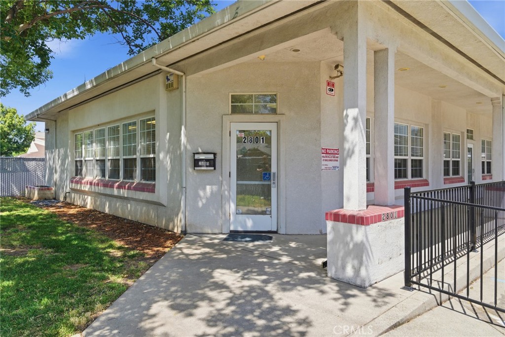 main property photo 6