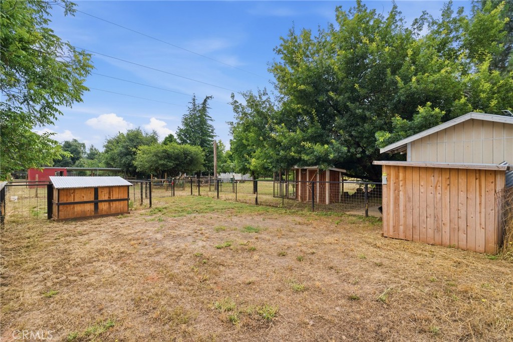 main property photo 45