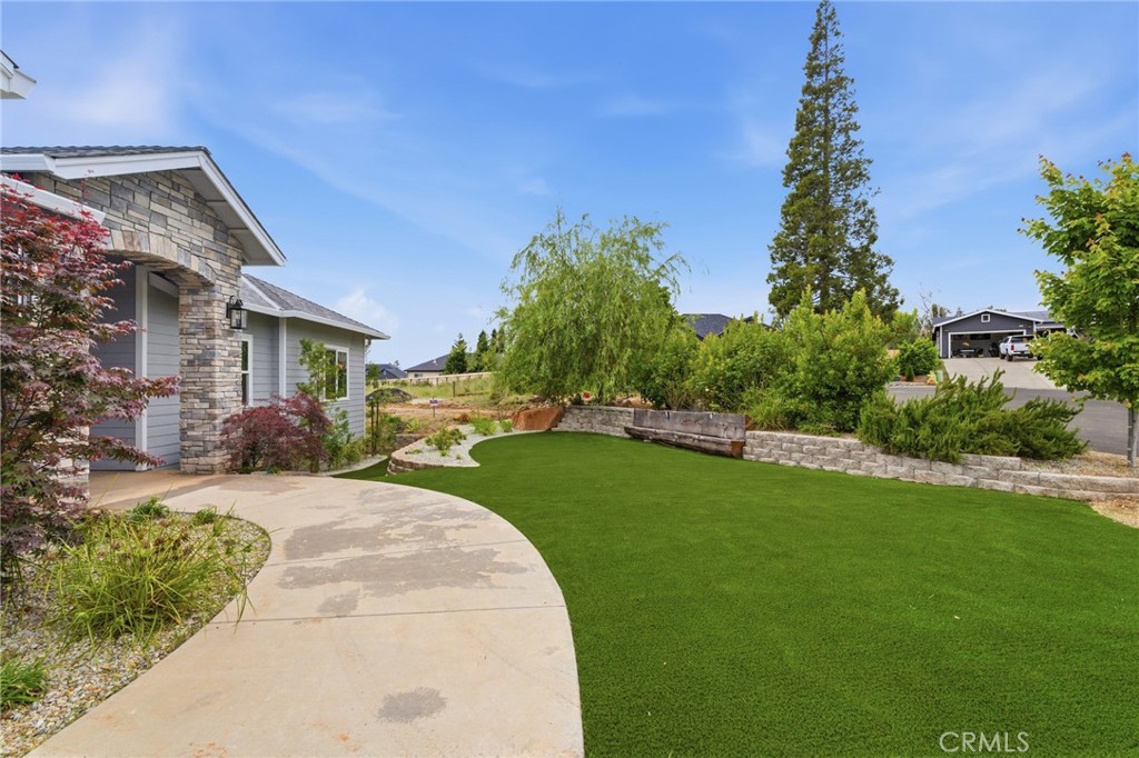 main property photo 47