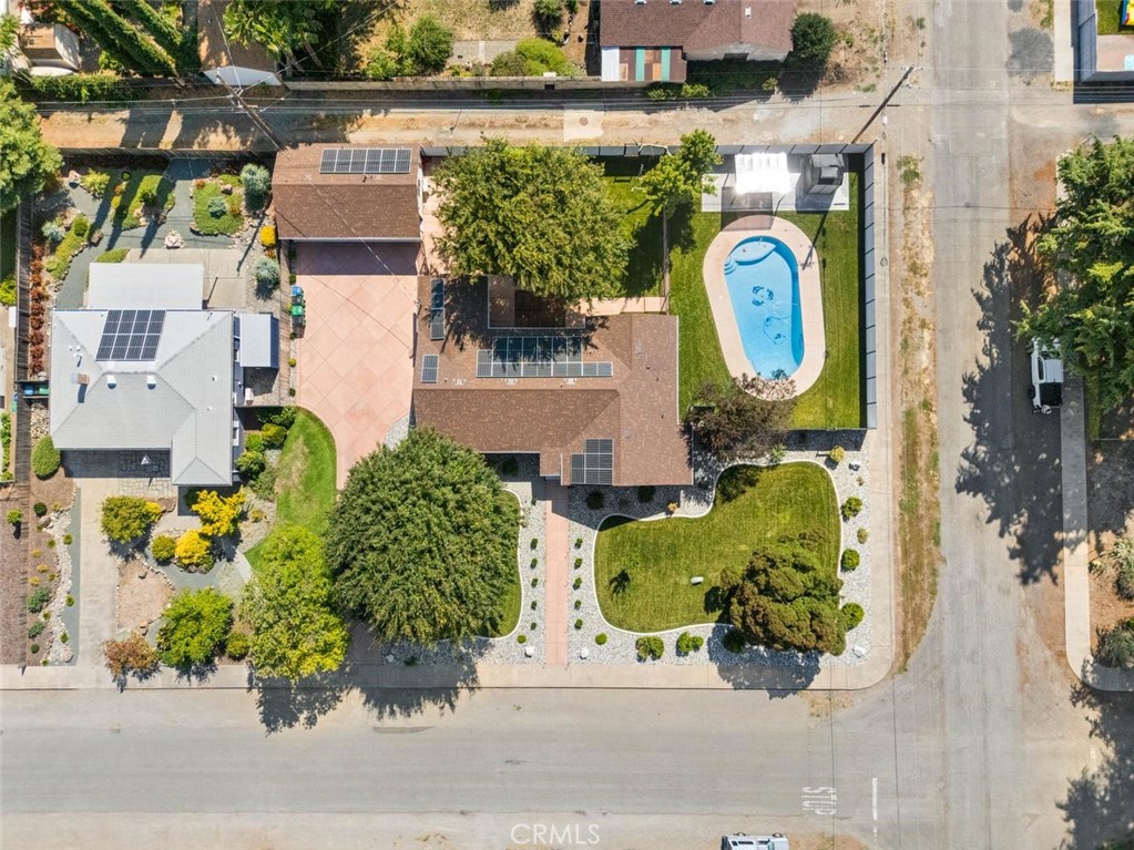 main property photo 53