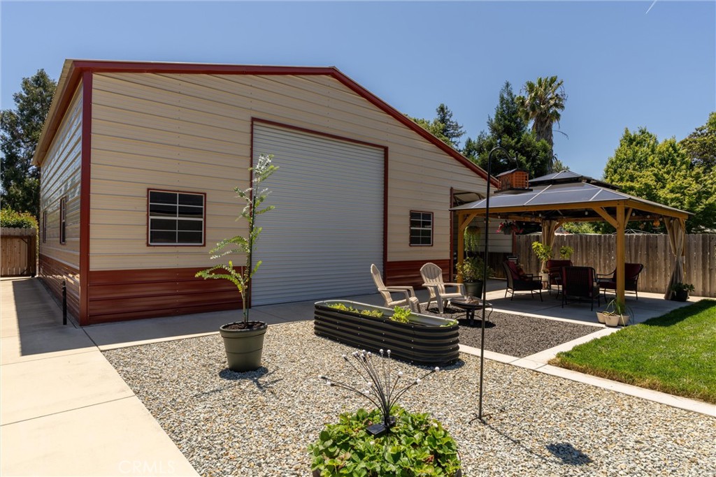 main property photo 24