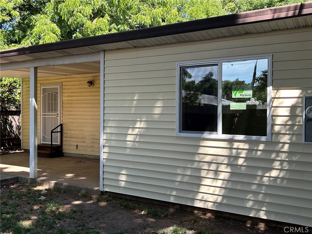 main property photo 18
