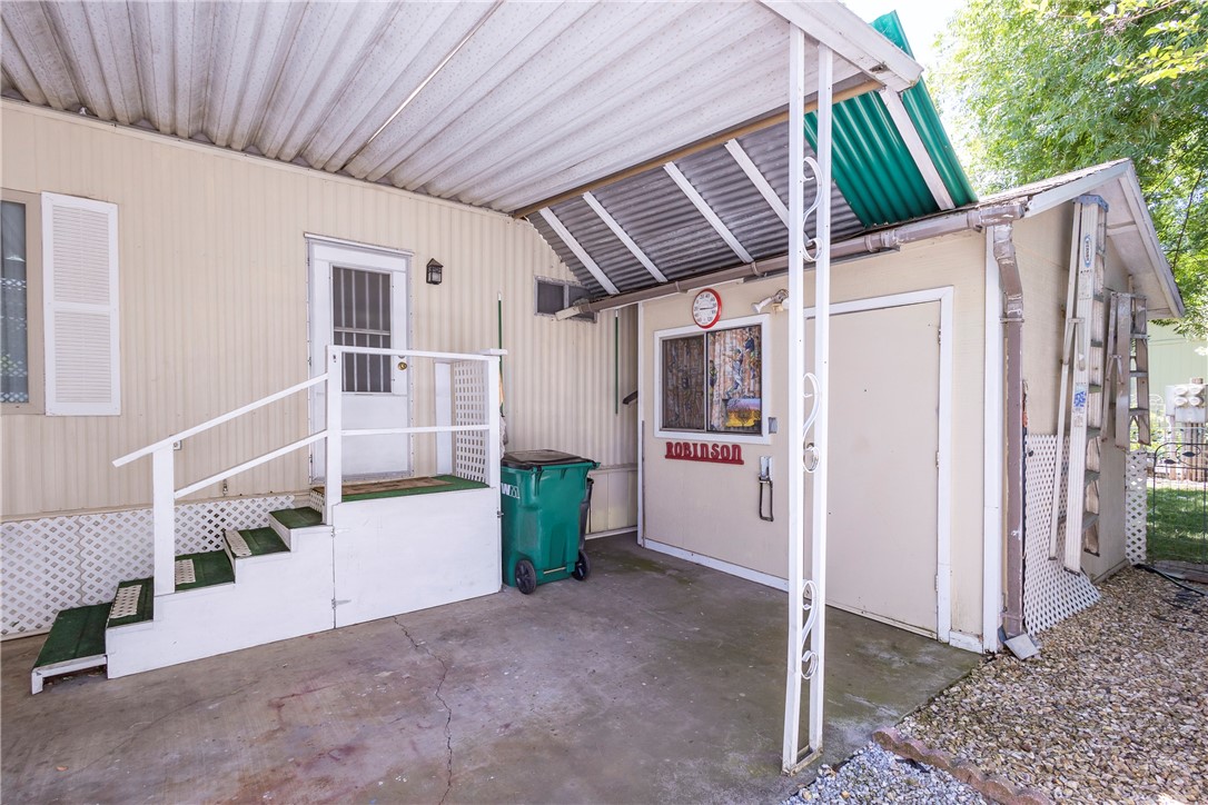 main property photo 22