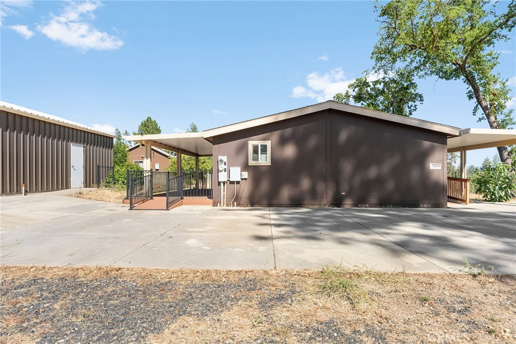 main property photo 61