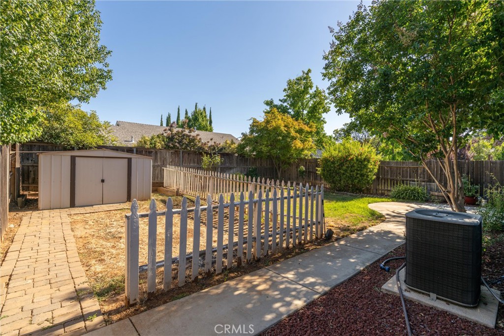 main property photo 17