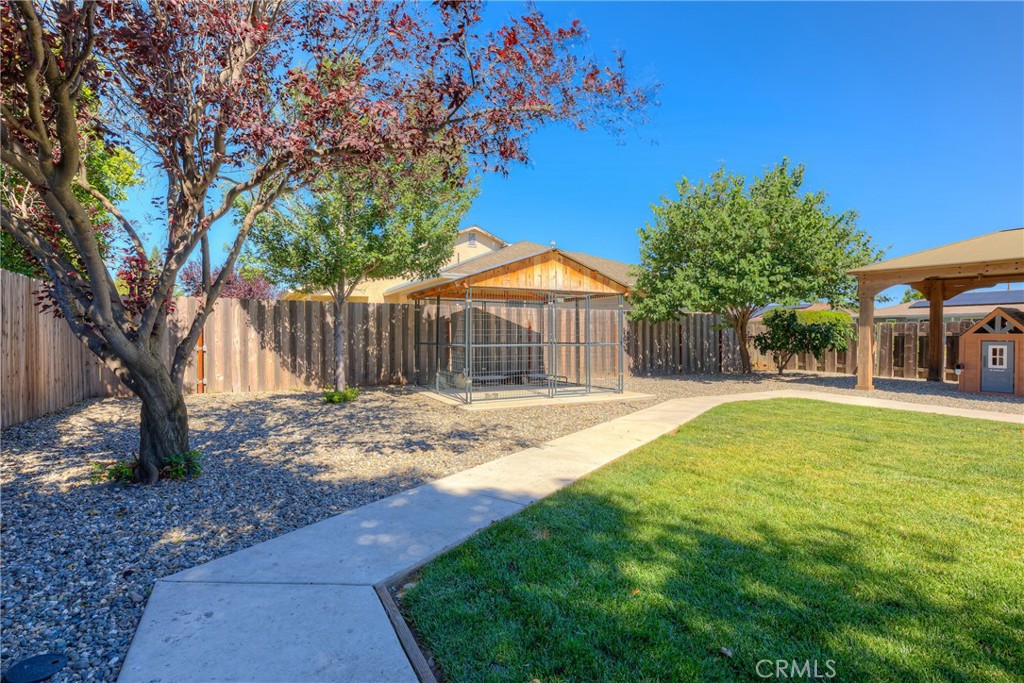 main property photo 35