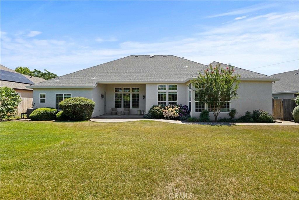 main property photo 5