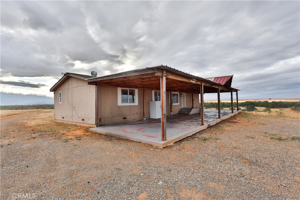 main property photo 17