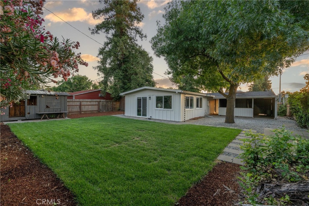 main property photo 40