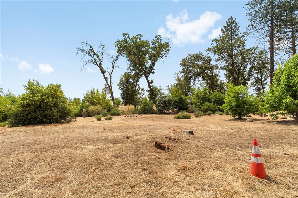 main property photo 11