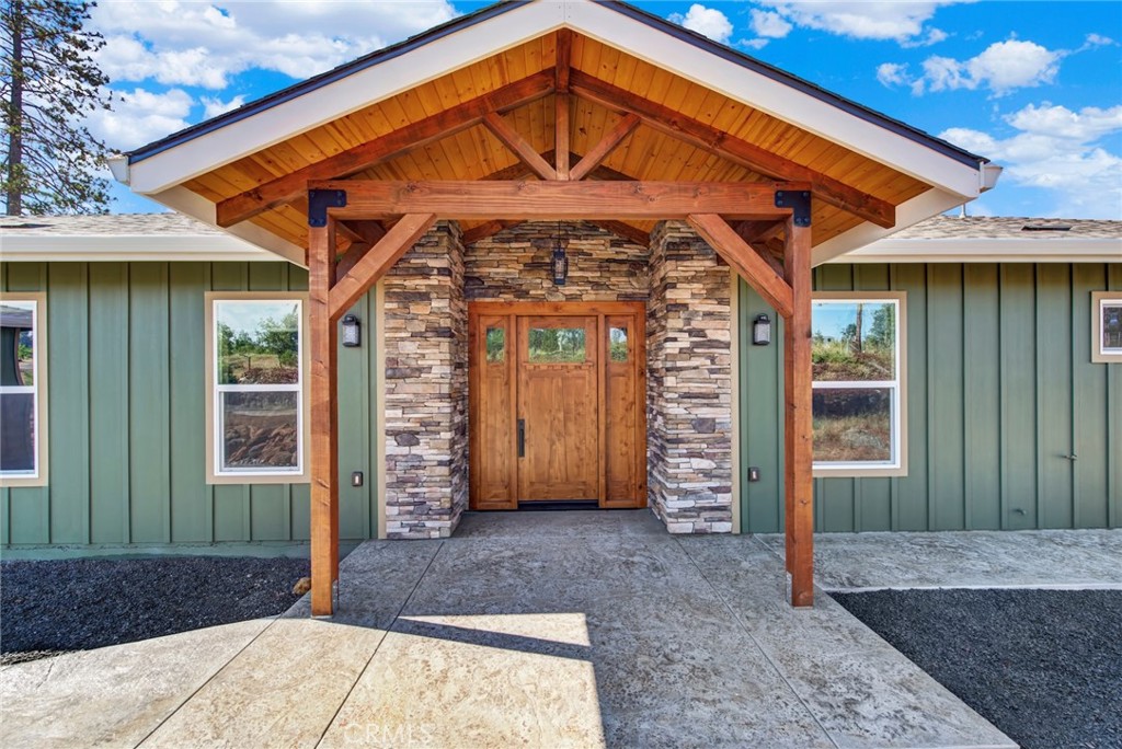 main property photo 18