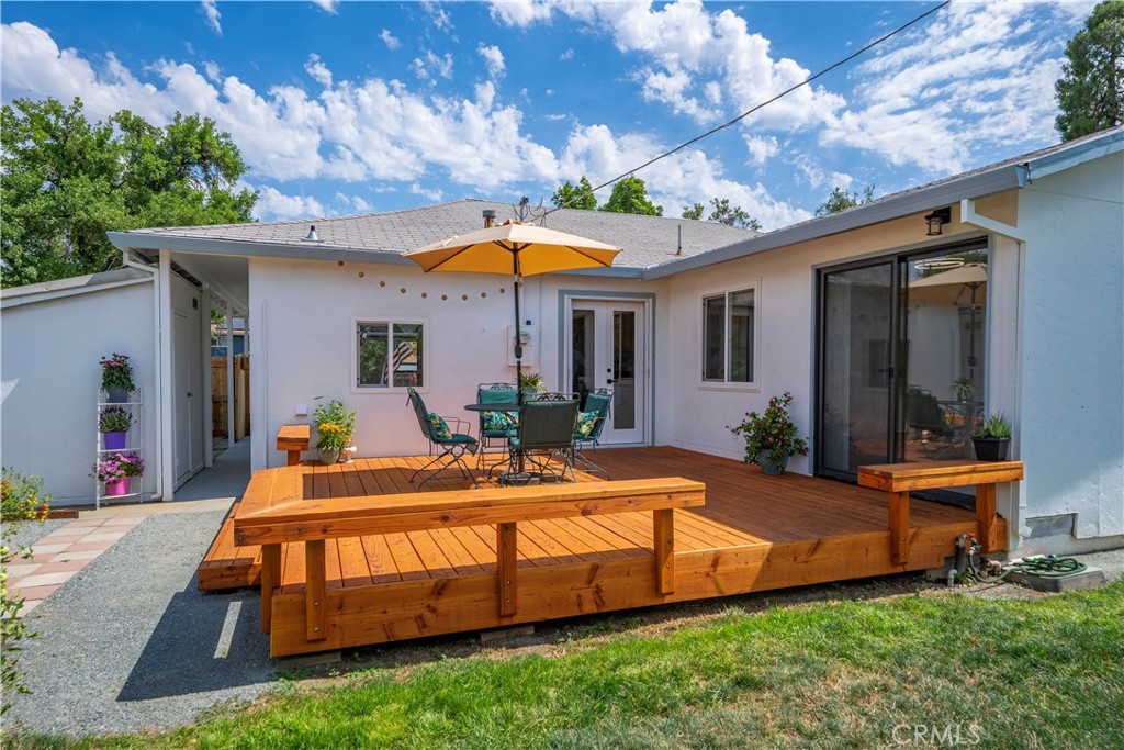 main property photo 41