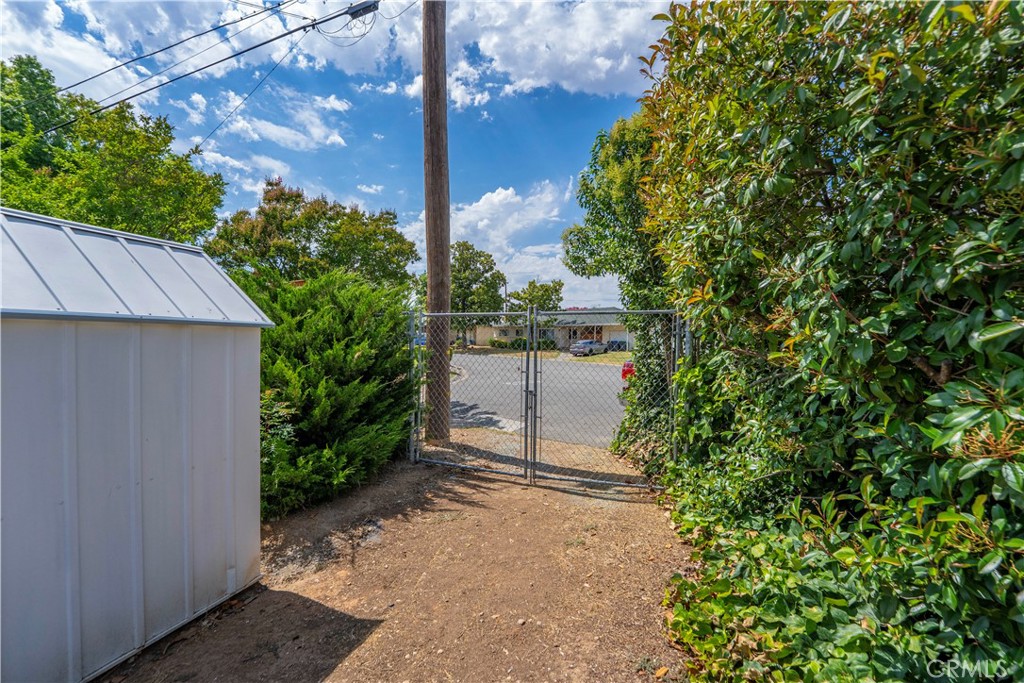 main property photo 43