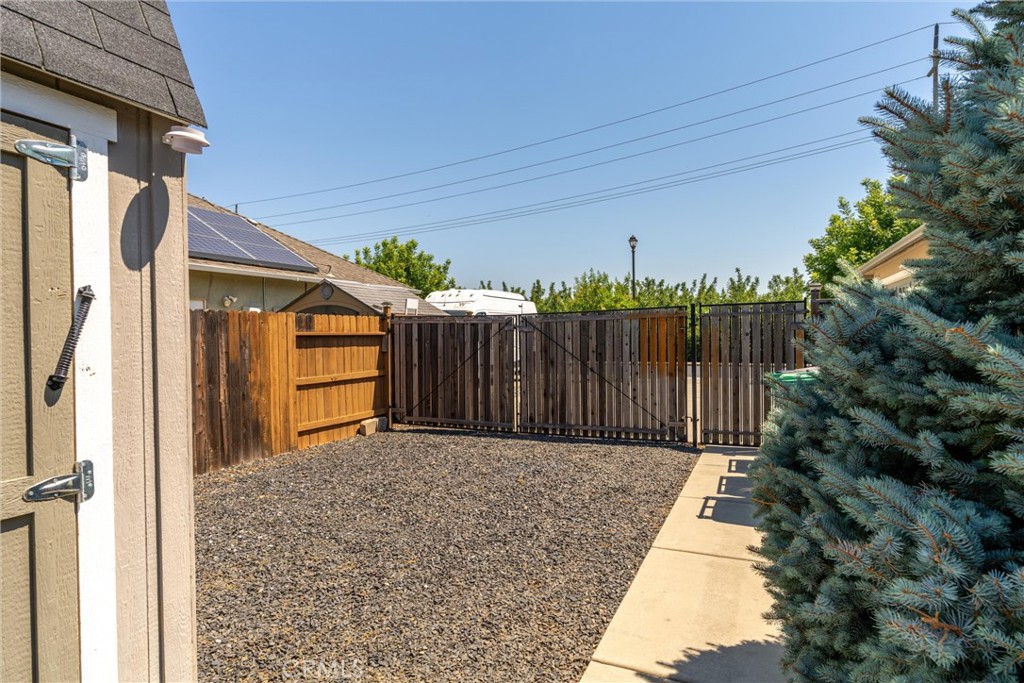 main property photo 49