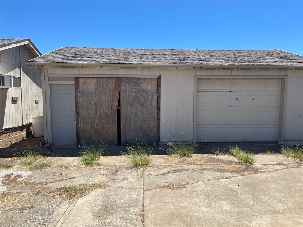 main property photo 26