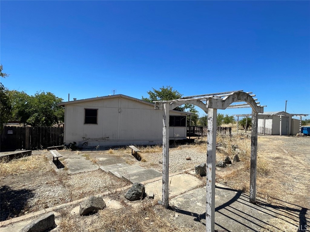 main property photo 29