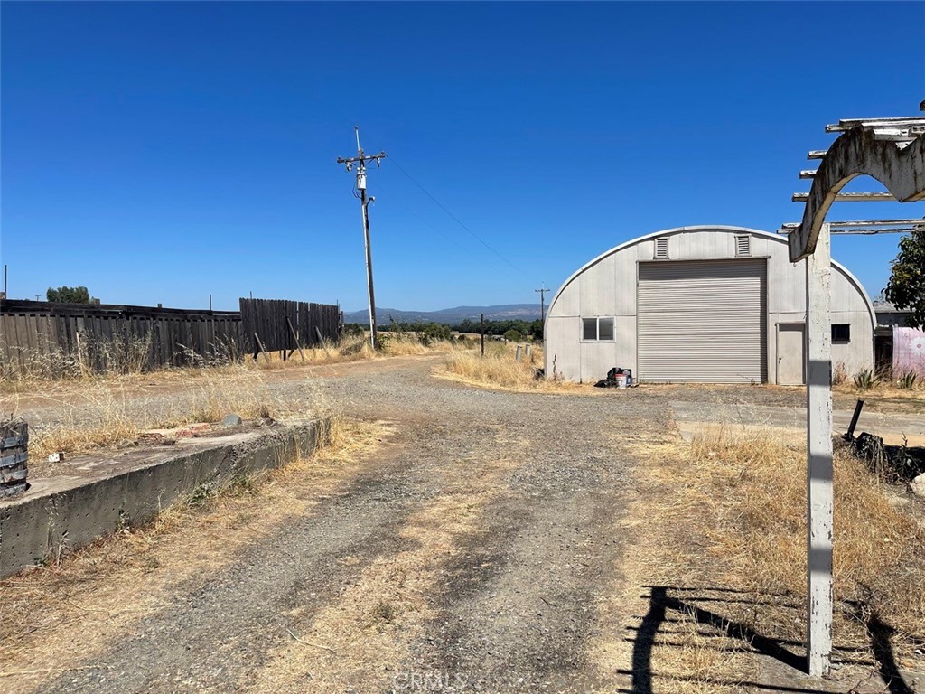 main property photo 38