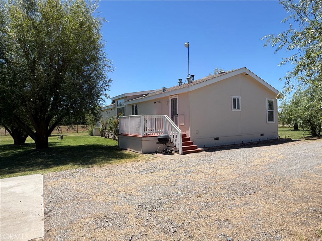 main property photo 30