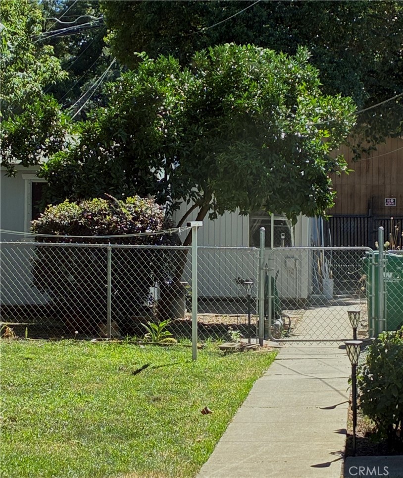 main property photo 24
