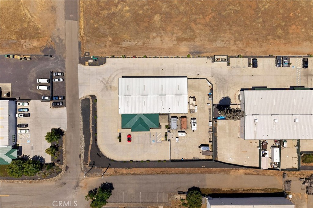 main property photo 10