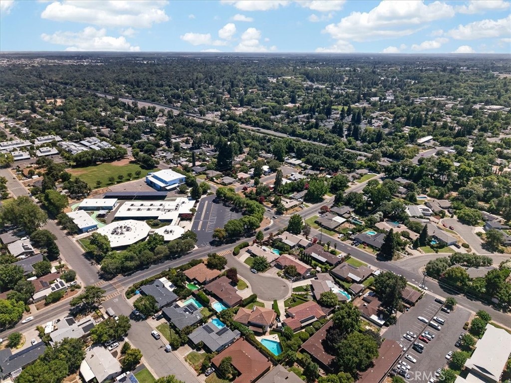 main property photo 70