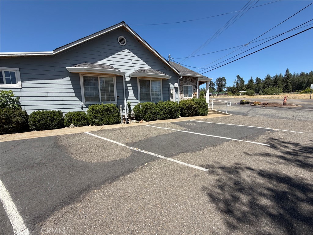 main property photo 34