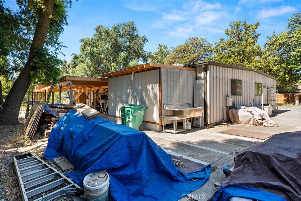 main property photo 33