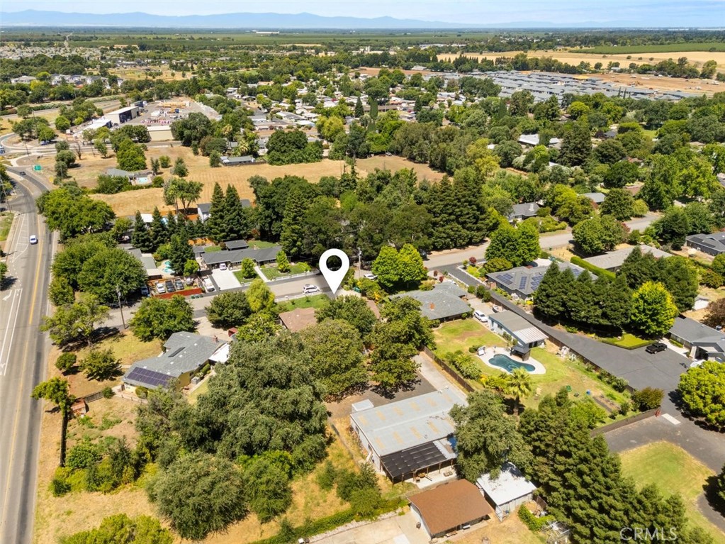 main property photo 39