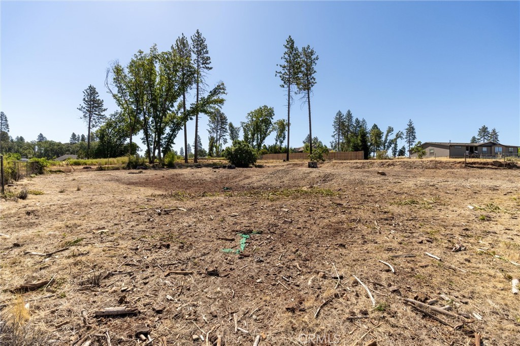 main property photo 11