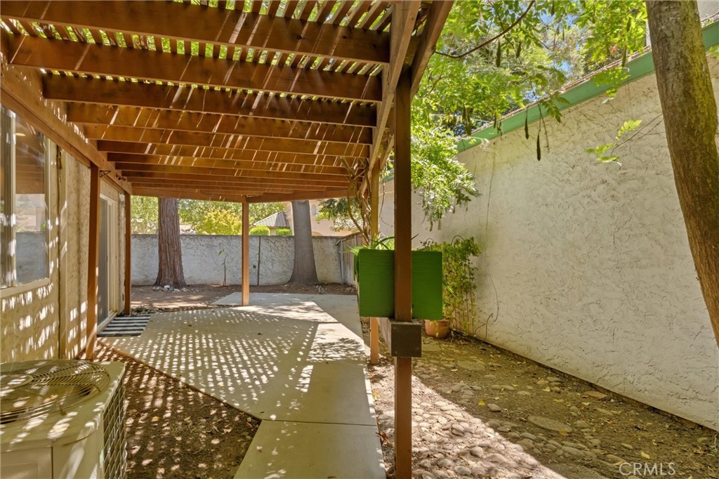 main property photo 41