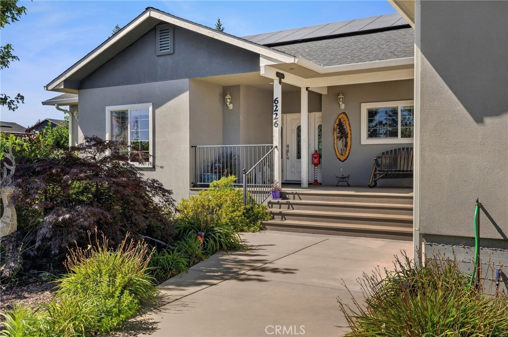 main property photo 4