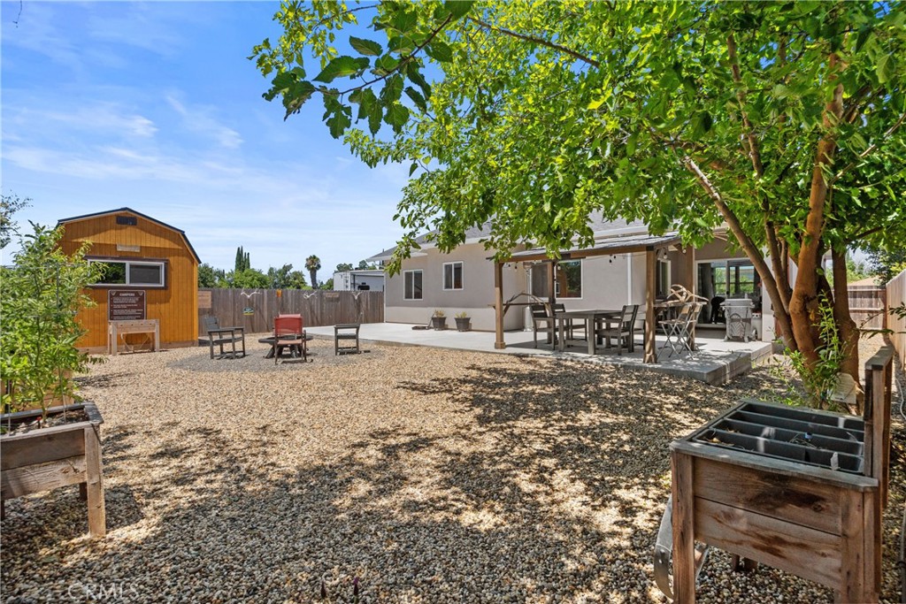 main property photo 16