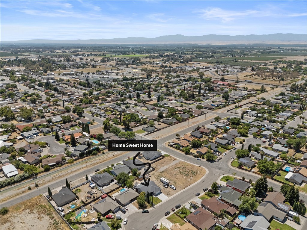 main property photo 19