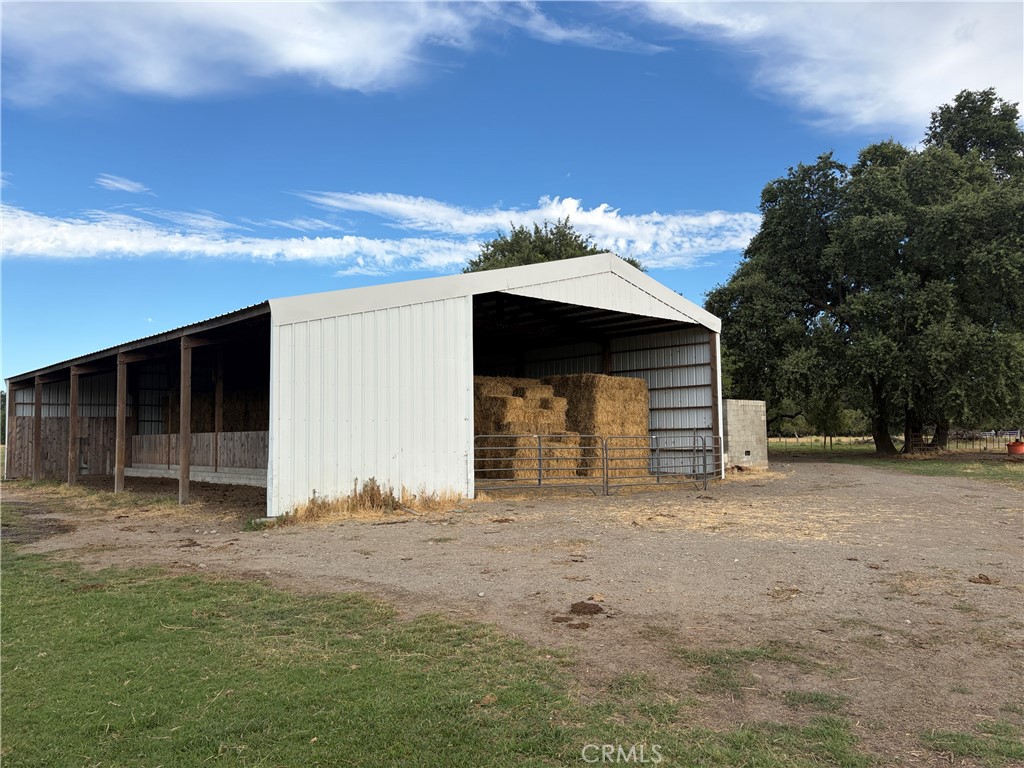 main property photo 24