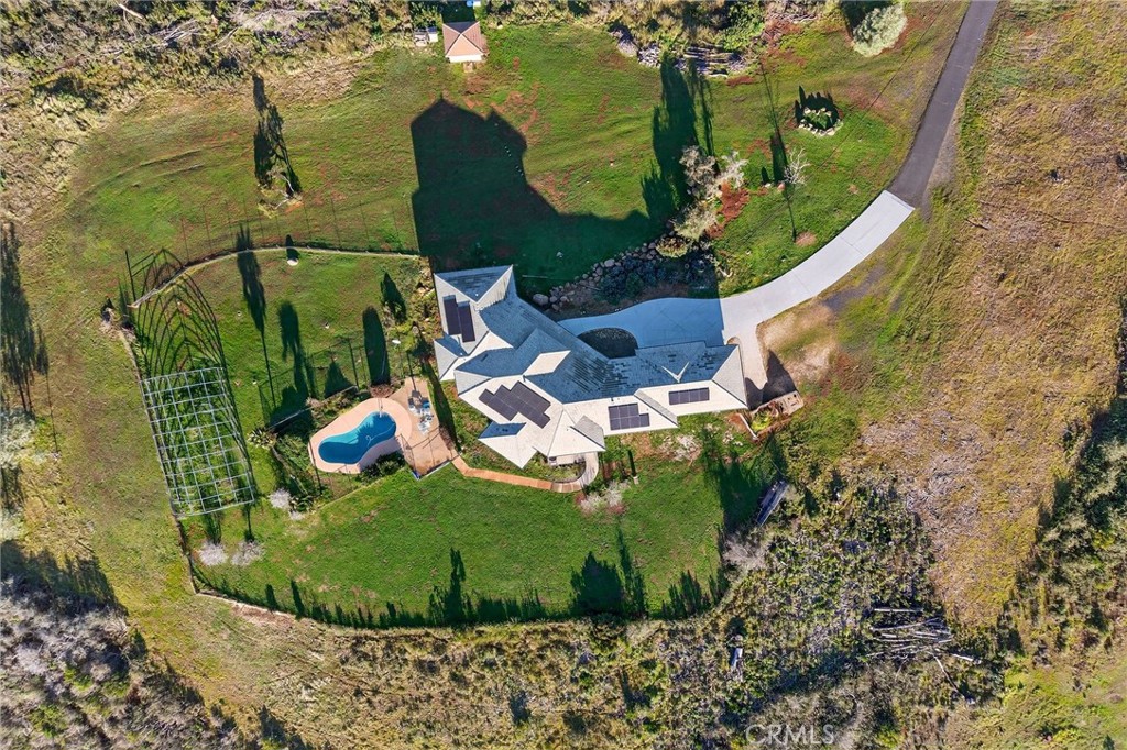 main property photo 38
