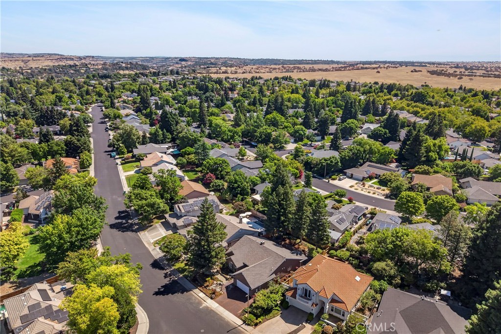 main property photo 66
