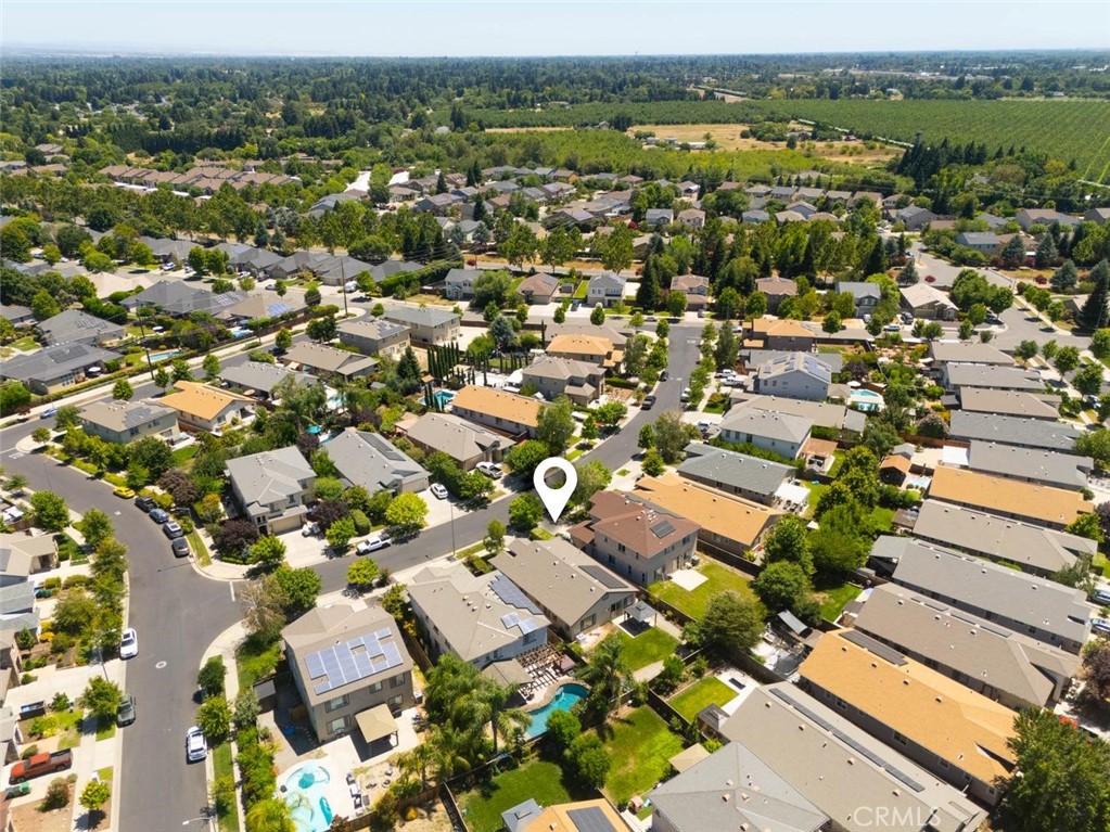 main property photo 36