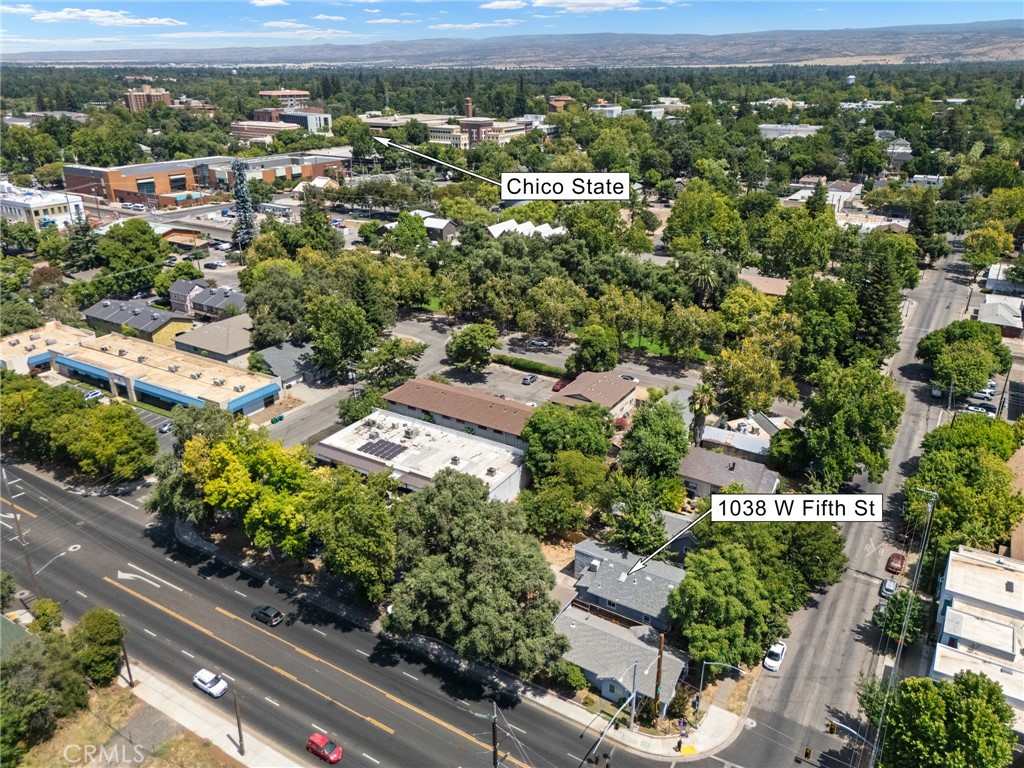 main property photo 18