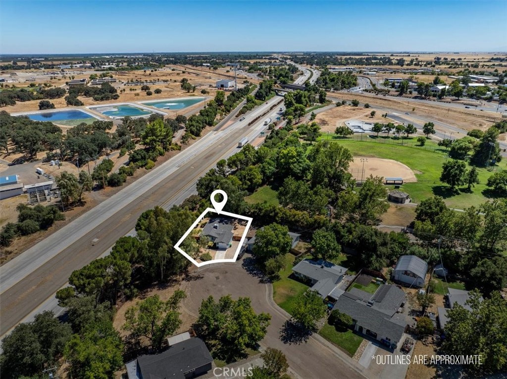 main property photo 45