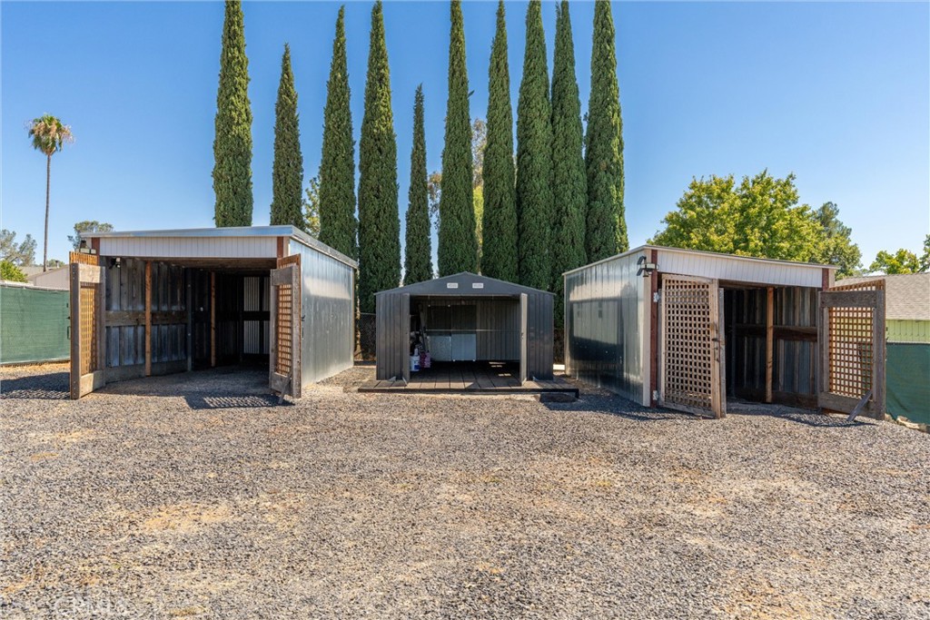 main property photo 23